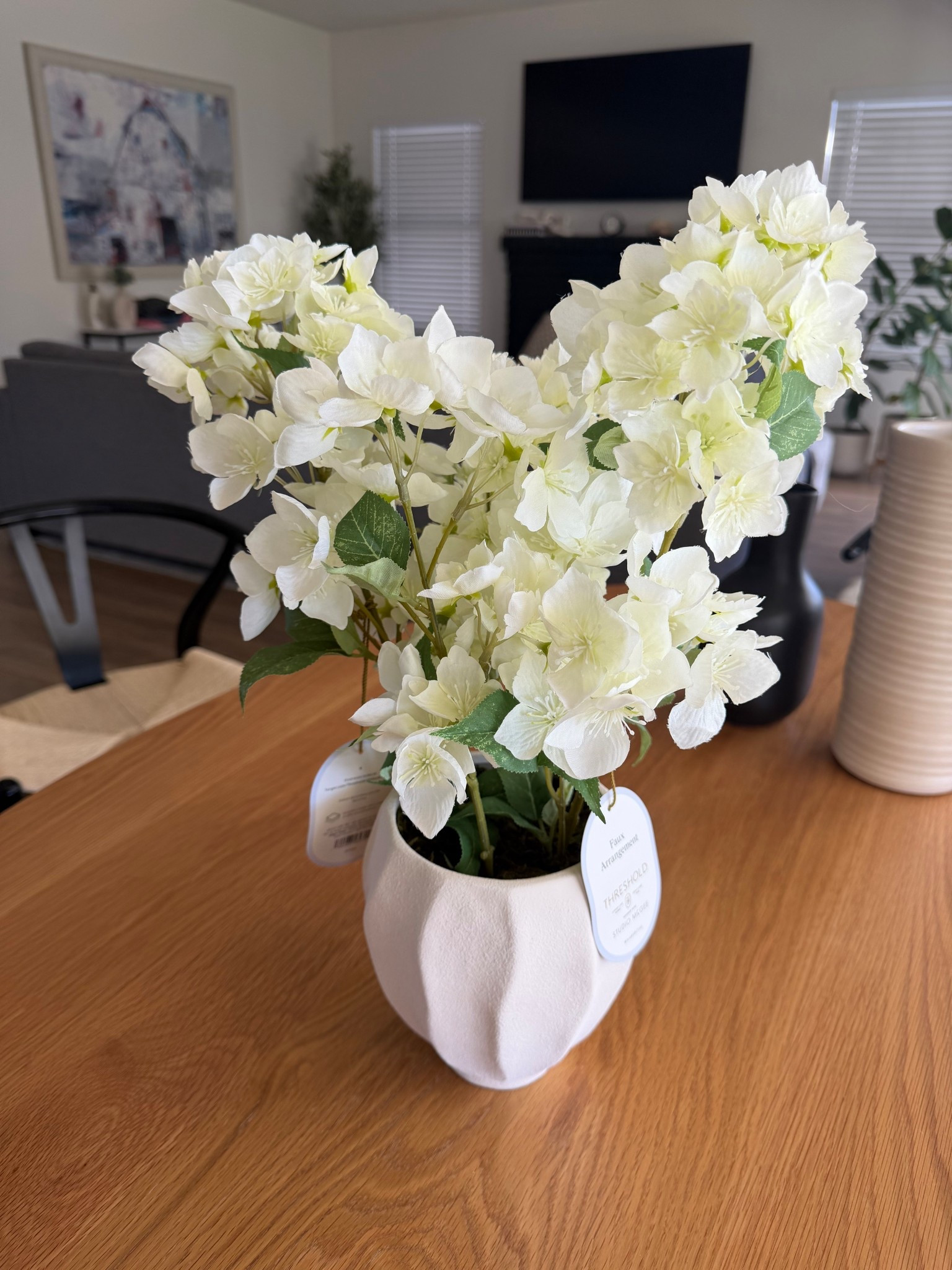 Faux flowers that look so good! 

#LTKHome #LTKSeasonal