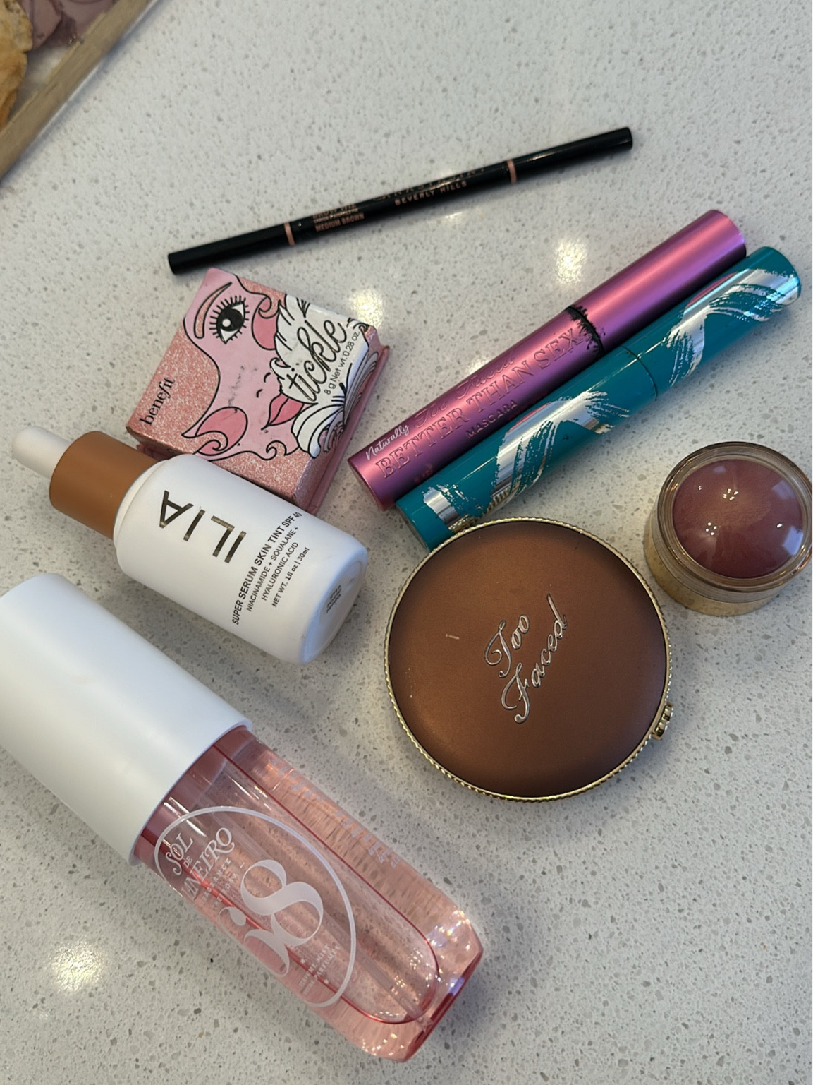 My simple every day make up routine! 