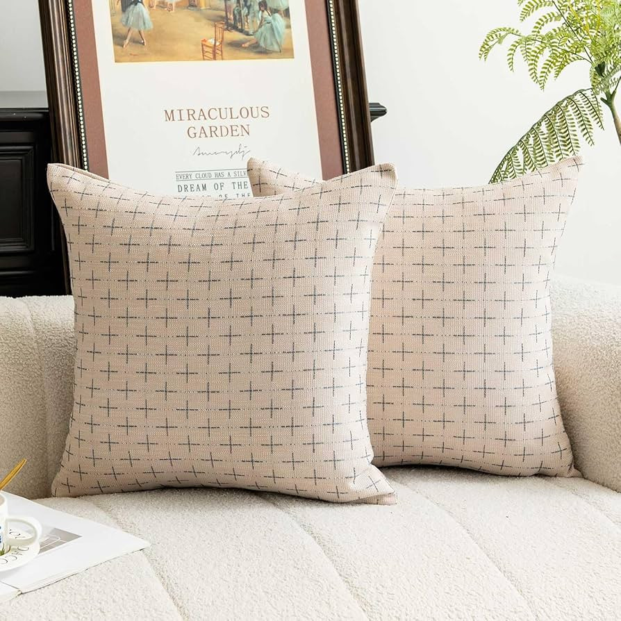 WACOMECO Textured Throw Pillow Covers, Pack of 2 Decorative Burlap Linen Farmhouse Cushion Covers... | Amazon (US)