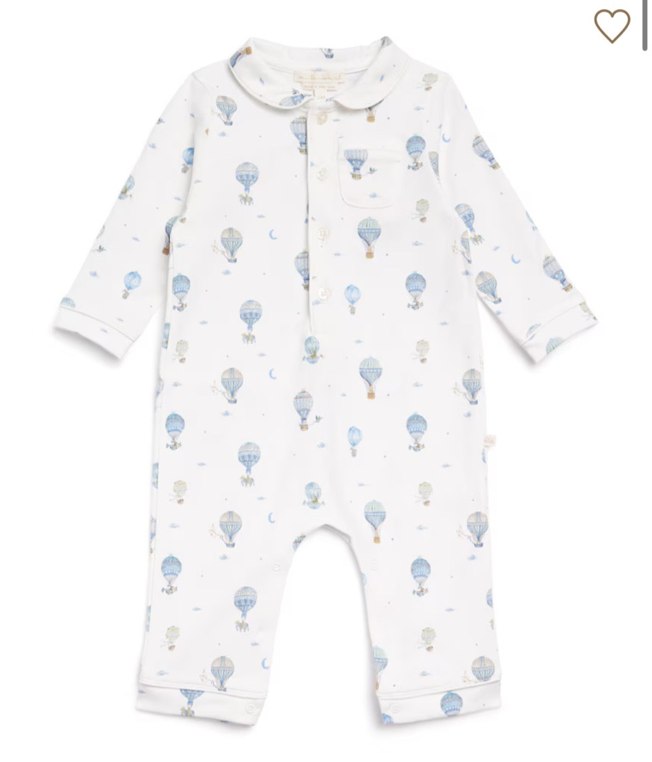 Going home outfit for a new baby 