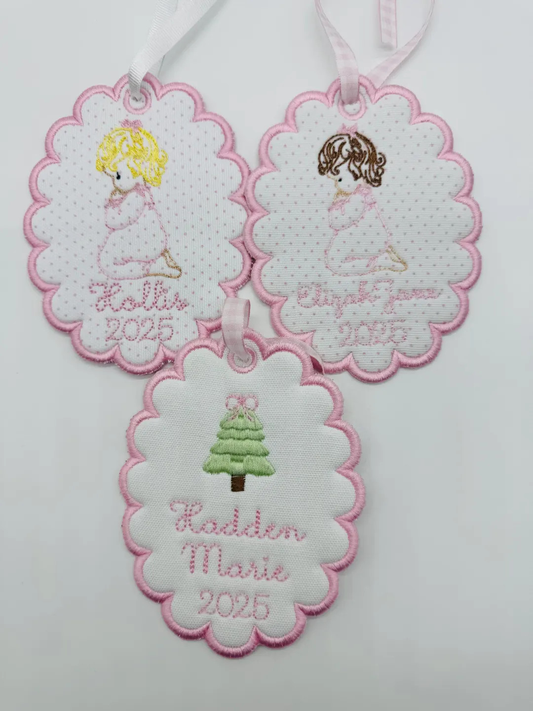 Custom Embroidered Christmas Ornament, 2024 Ornament, Scallop Year Monogram, Baby's First Christm... | Etsy (US)