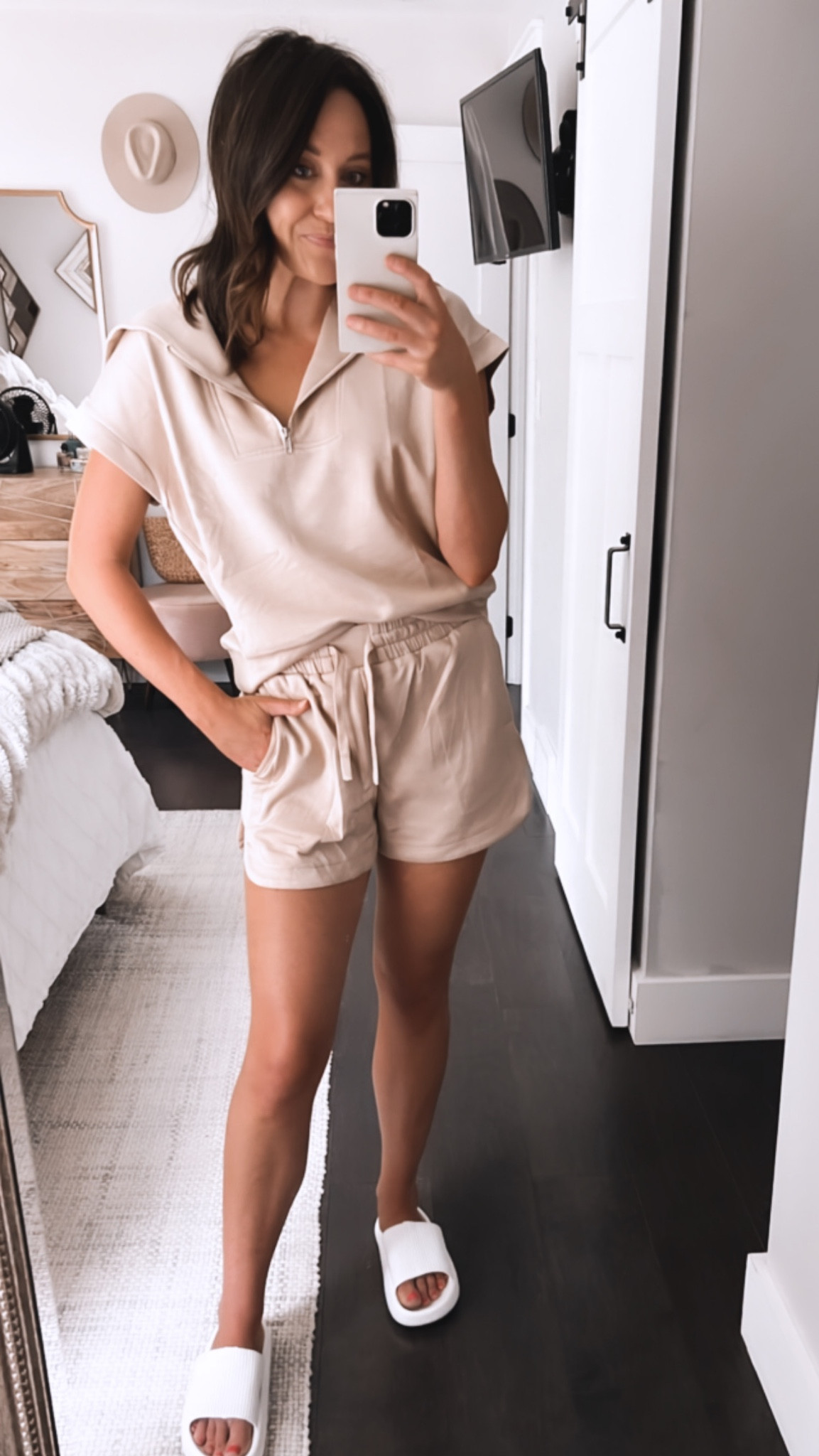 This Amazon two-piece set is giving Varley vibes. Comes in several colors. Run don’t walk to get this! 

#twopiece #loungeset #amazon 

#LTKFind #LTKunder50 #LTKFitness