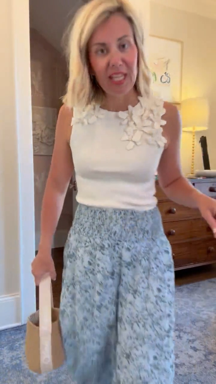 This not so basic tank is stunning! You are going to pair this with everything! 
Tank - small
Pants - xs
Shoe - 8

#LTKootd #LTKSeasonal #LTKdayinmylife