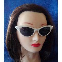 Sale Vintage Retro White Cat Eye Sunglasses With Rhinestones | Etsy (US)