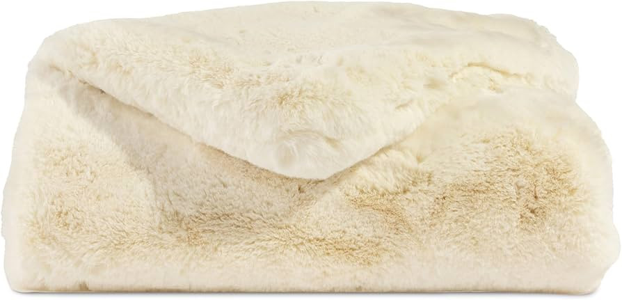 Cozy Earth Cuddle Blanket - Faux Fur Ultra-Soft Luxury Throw Blanket - Thick & Cozy Oversized Des... | Amazon (US)