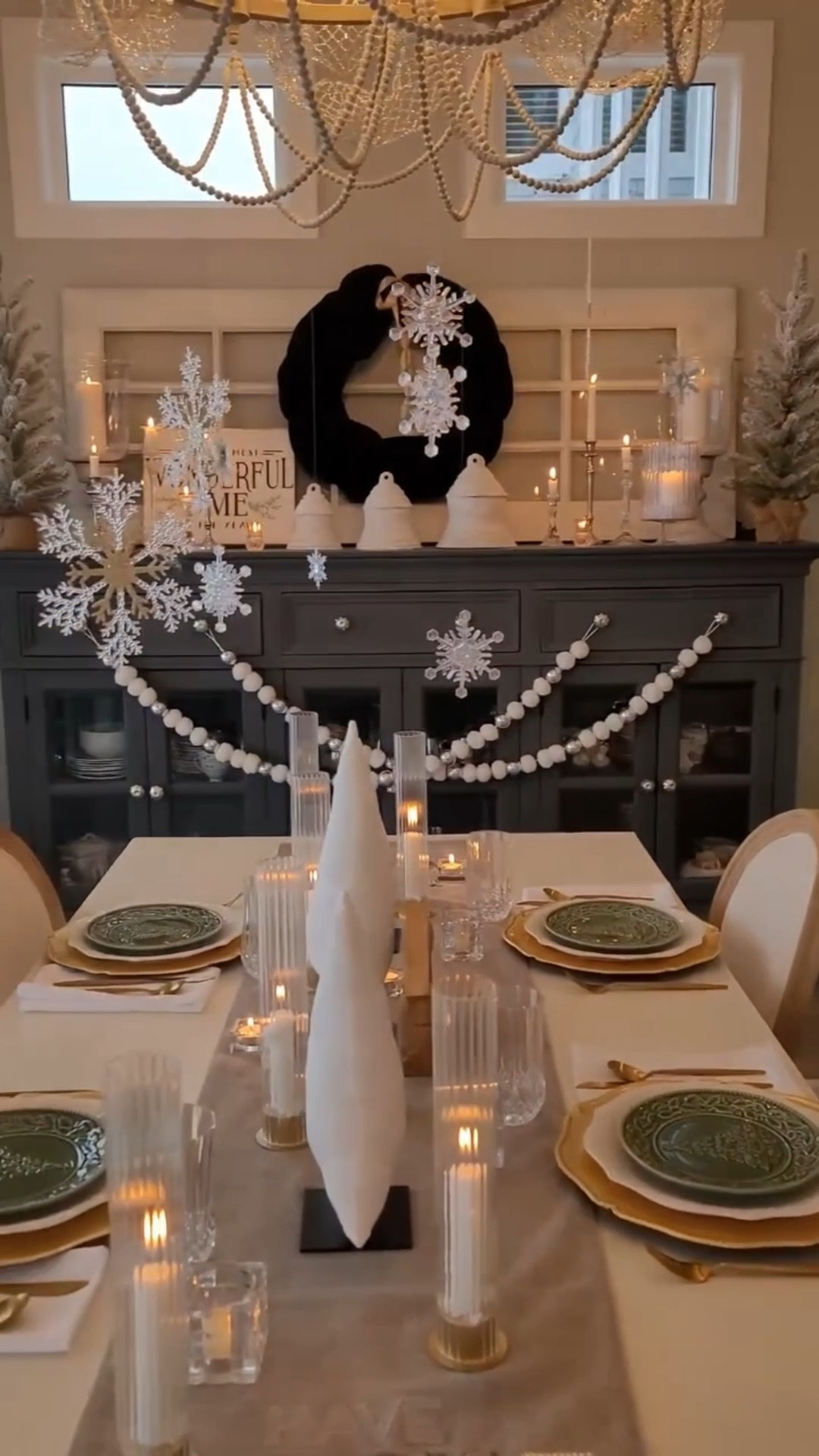 Today's part of my Christmas home tour is the dining room. Just like the kitchen, red accents have been replaced with more whites, deep greens, and a mix of metals - all colors you would find in a winter wonderland.


Winter wonderland / Christmas decor / Neutral Christmas decor / Dining room decor / Elegant dining room / Elegant Christmas decorating /

#LTKSaleAlert #LTKHoliday #LTKHome