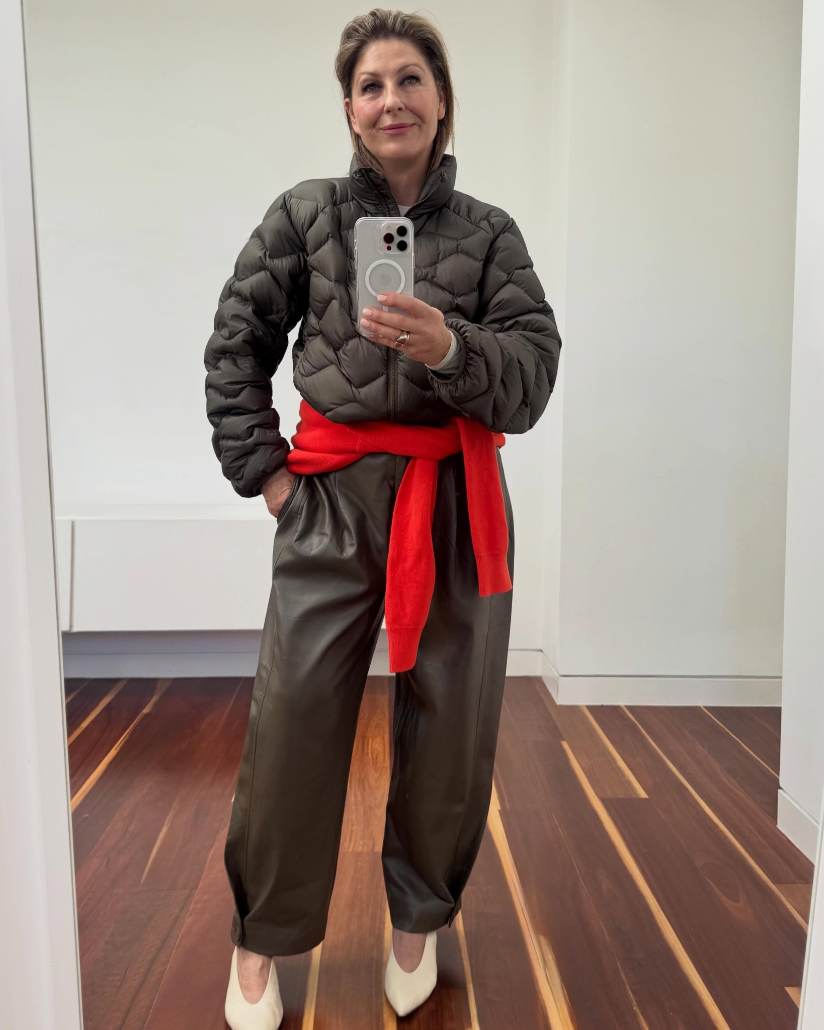 Can we talk about this fab quilted jacket @lululemonausnz  :I absolutely love it !

* The colour : it’s a delicious olive khaki with a hint of brown that is soooo chic.

* It’s lightweight but 900 down fill so it’s snug & warm but doesn’t weigh you down.

* Light enough to layer easily under a coat if you need to.

* It zips up to a cool funnel neck ( so right this season) ( and warm). 

* sleeves are curved & voluminous so gives it a fashion edge.

* Love the elastic cuffs and hem ( you can tuck it under to sit on the waist)

* The colour of the zip matches the jacket ( so irksome when it is brassy right?)

* It’s so light it packs away into the cute little matching bag that clips in the pocket. Makes it perfect for travel !

#LTKaustralia #LTKwinter #LTKover50style