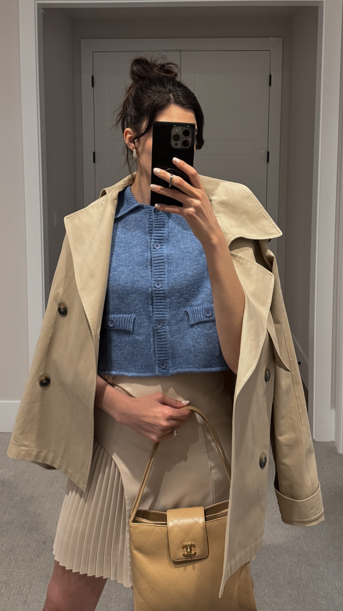 Hoping to manifest warmer weather with this Spring outfit 💐 

Sizing:

Top: TTS - wearing a medium 
Skirt: TTS - wearing a U.S. 4
Jacket: TTS - wearing a U.S. 6 
Shoes: TTS - wearing a 9.5 



#LTKSeasonal #LTKFindsUnder50 #LTKFindsUnder100