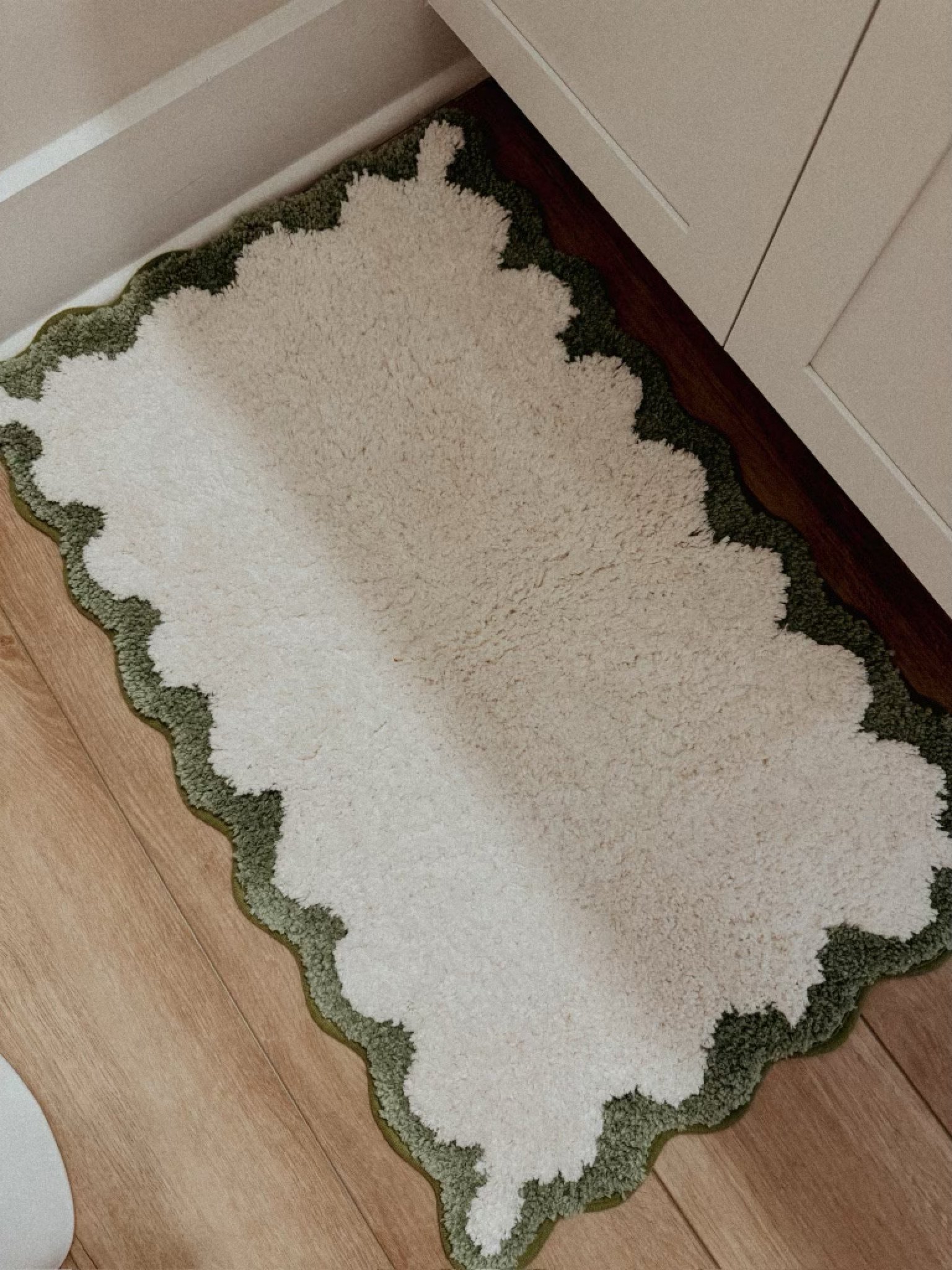 LOVE these scalloped rugs for our bathroom🐚🌊✨🤞🏼 linked a few similar & other fall rugs I’m loving!

Anthropologie, home decor, scalloped rugs, fall rug, home decorating, bathroom styling, Amazon rug, Wayfair rug, Claire Tammaro 

#LTKFindsUnder100 #LTKHome #LTKFindsUnder50