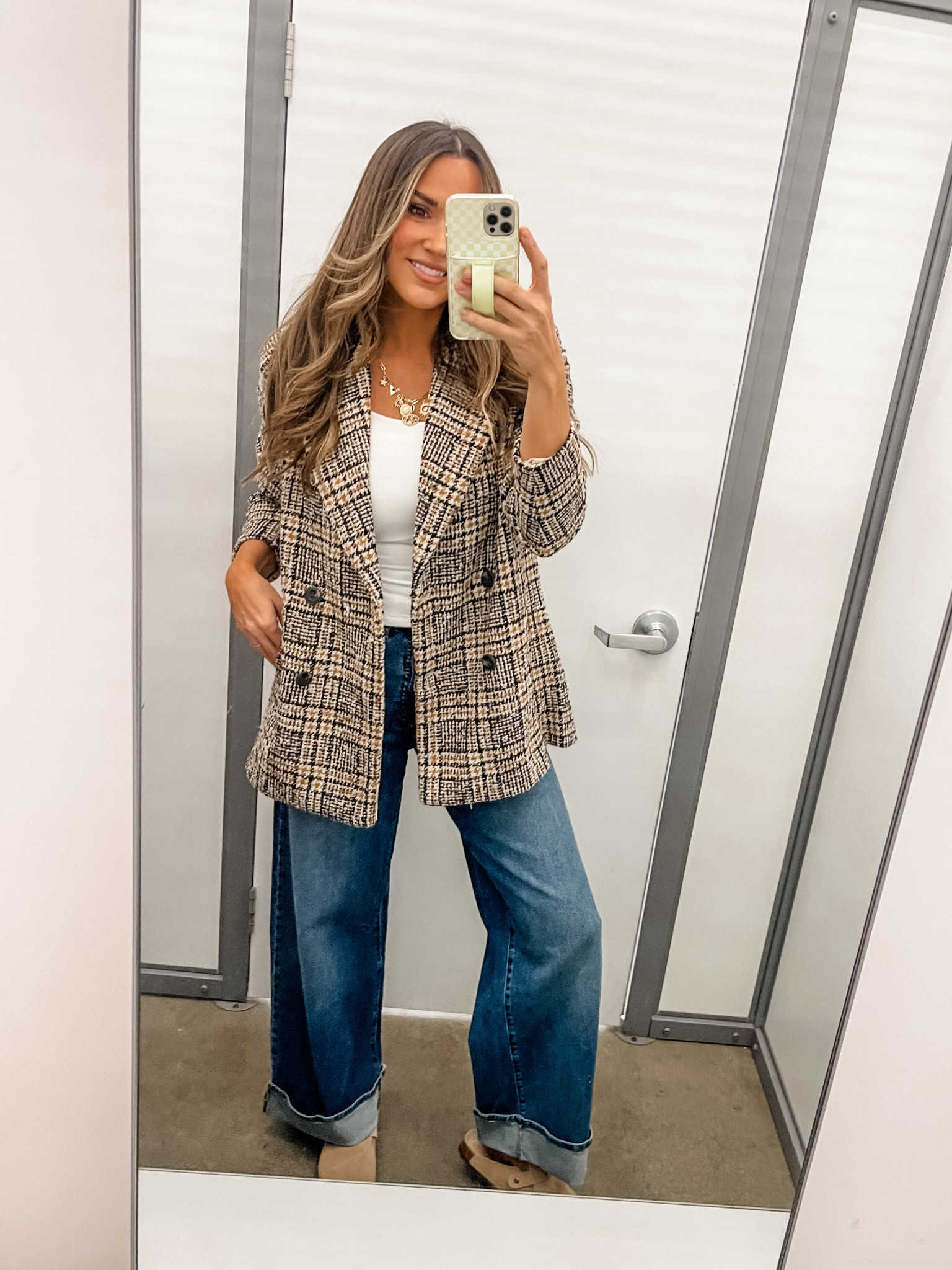 Blazer size small
Jeans size 6

#LTKStyleTip #LTKFindsUnder50