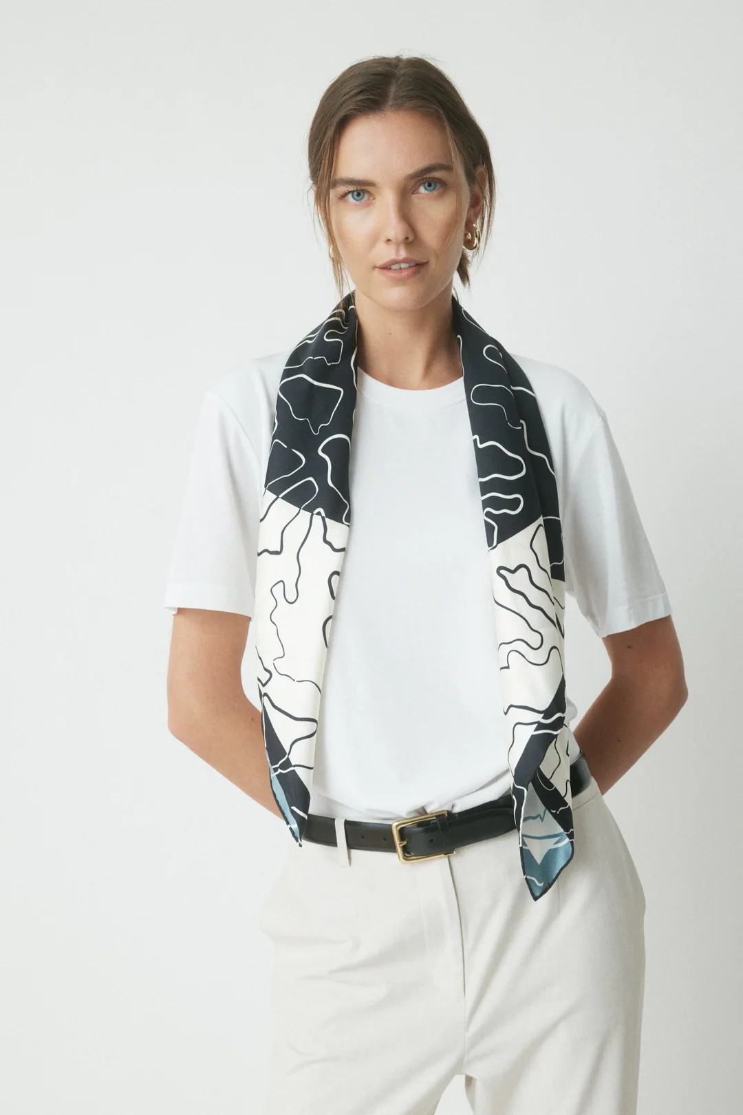 Avery Classic T-Shirt - White | Perri Cutten