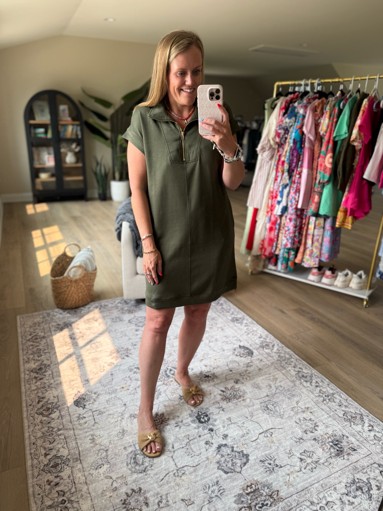 Amazon 
Amazon find 
Amazon dress 
Vacation dress
Vacation finds