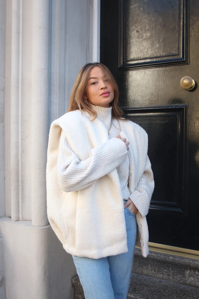 Cream Boucle Gilet | DE SAVARY LONDON