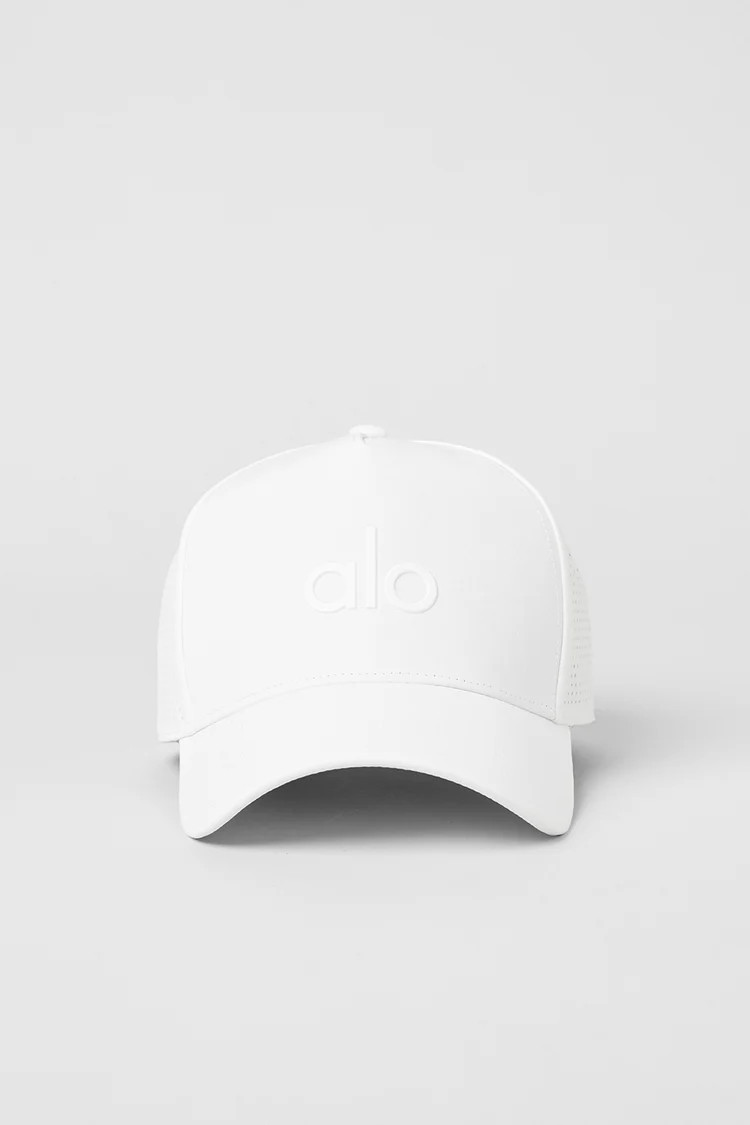 Performance District Trucker Hat | Alo Yoga (US)