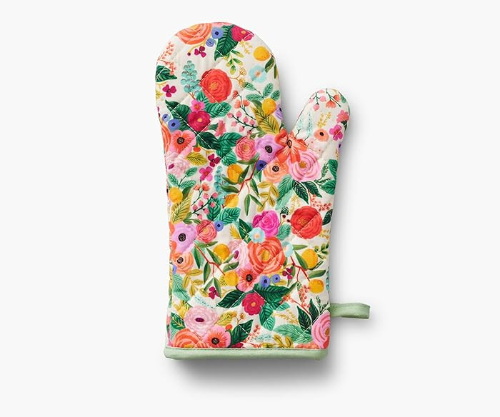 RIFLE PAPER CO. Oven Mitt | 100% Cotton Heat Resistant Oven Glove Pot Holders | Protects from Tem... | Amazon (US)