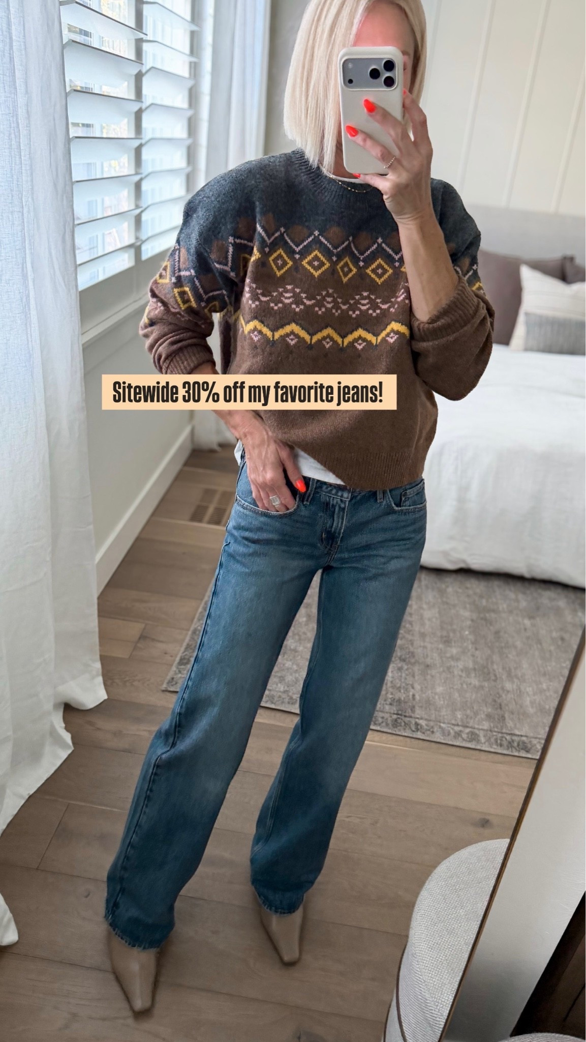 30% off site wide sale on my favorite jeans! I had to try the viral low loose style and I’m in love. Hundreds of five-star reviews and I get it. They hug your booty perfectly and are relaxed throughout the leg. They fit true to size. I’m wearing size 
27x34