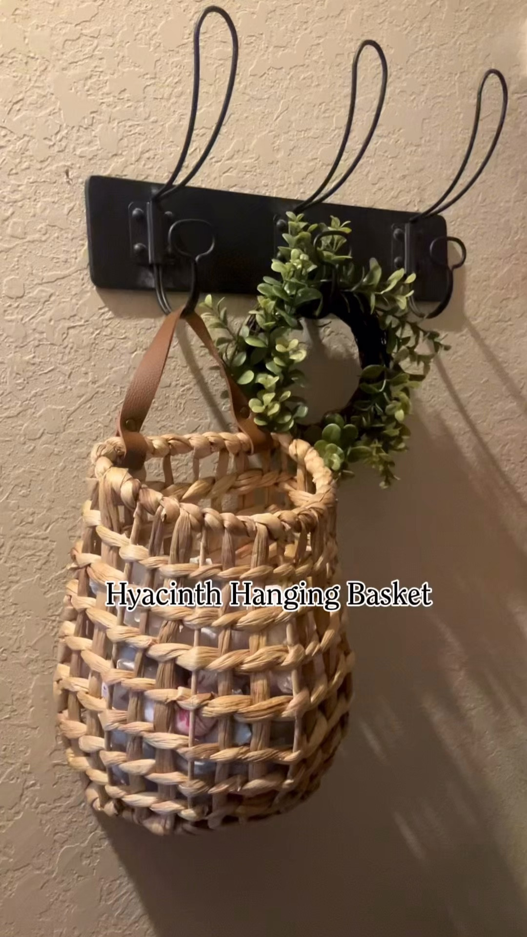 🌿The Hyacinth Hanging Basket is perfect for the pantry!
I have my plastic bags organized in this cute basket.  

Shop My LTK for the link- Thanks!

#fyp #pantryorganization #baskets #homeideas #homeorganization 

#LTKActive #LTKHome