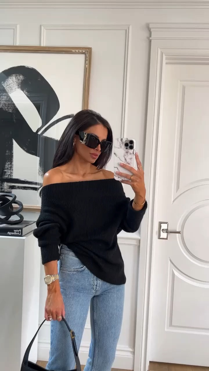 September best sellers on #miamiamine
Nordstrom off the shoulder sweater on sale 
Only $25

#LTKSeasonal #LTKFindsUnder50 #LTKSaleAlert