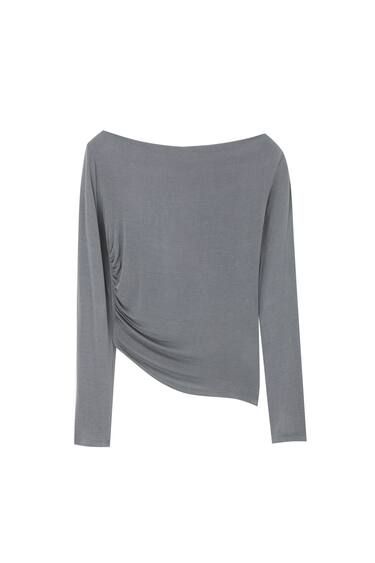 LONG SLEEVE ASYMMETRIC T-SHIRT | PULL and BEAR UK