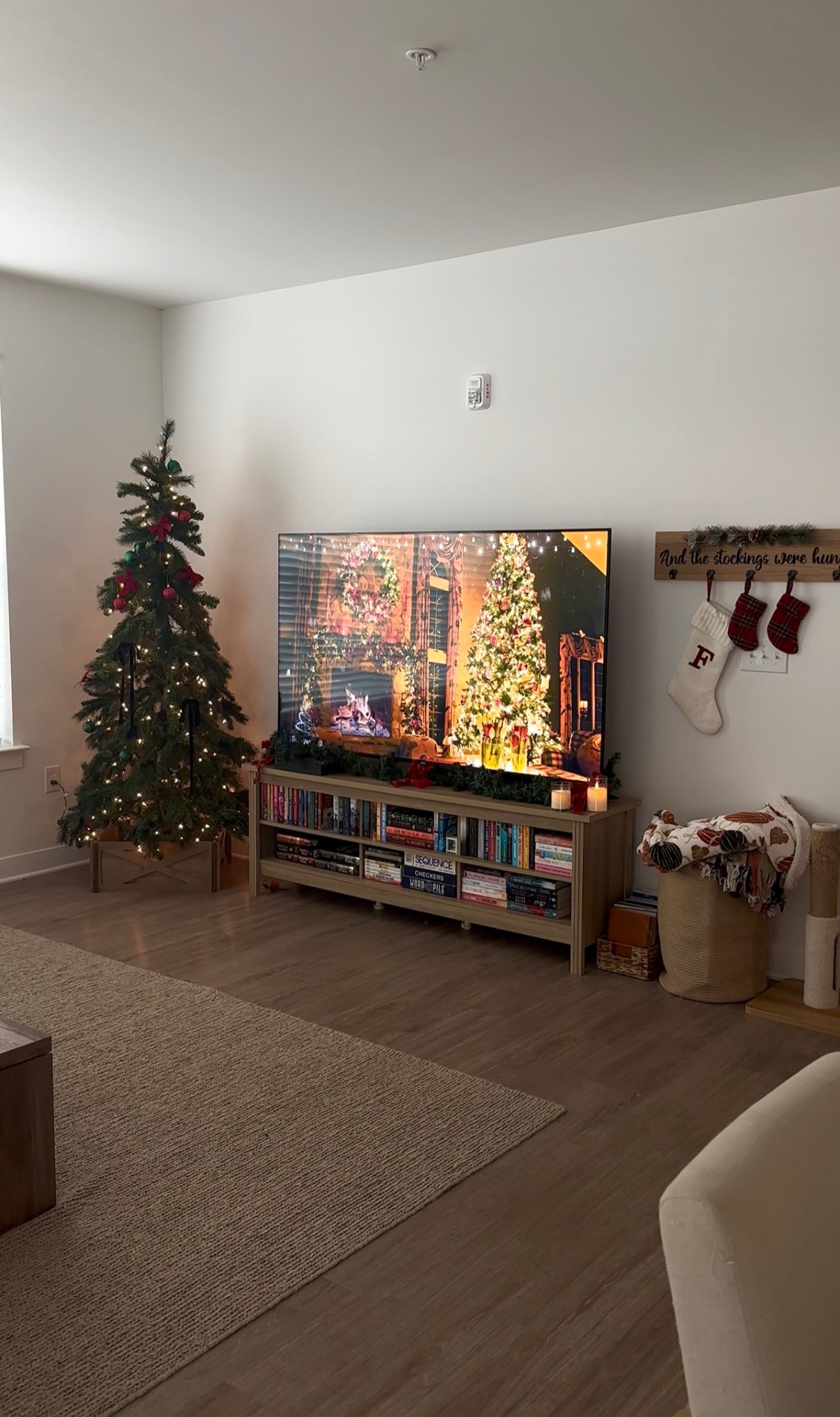 Vintage Christmas decor is the best 🎄🎅🏼

#LTKSeasonal #LTKHoliday