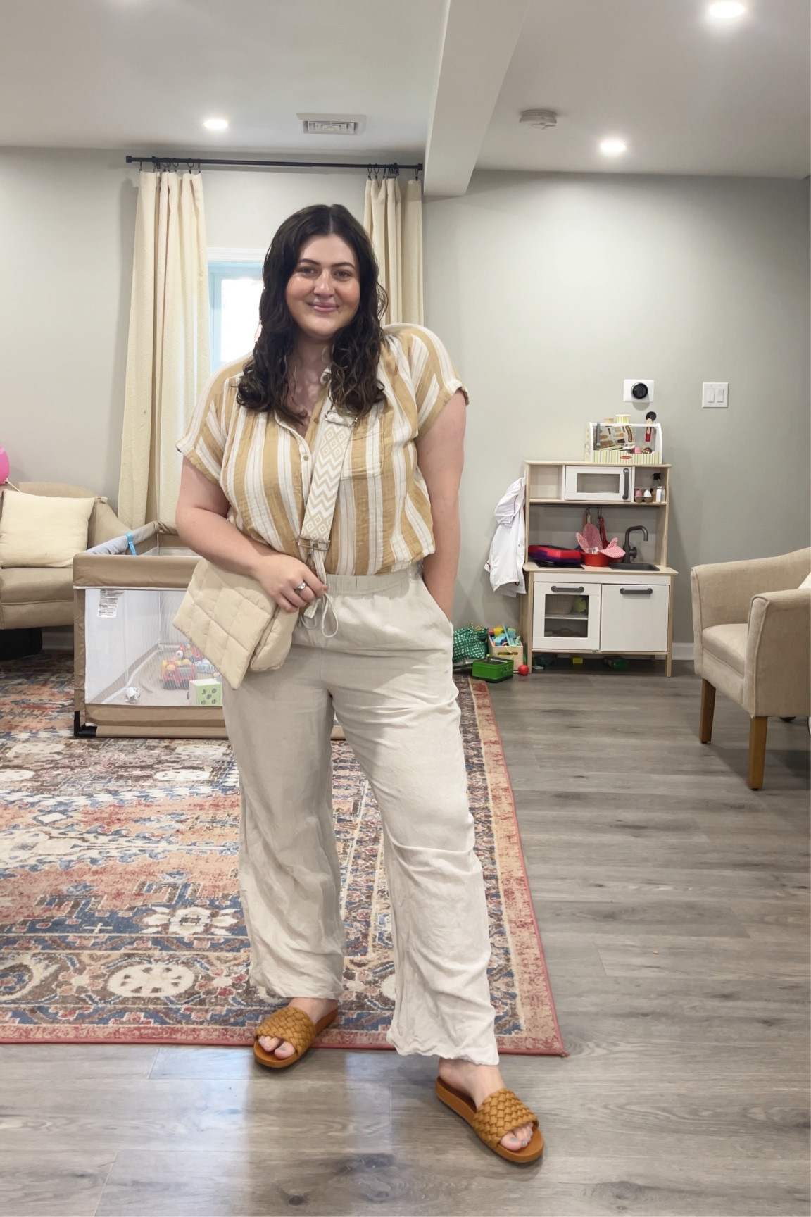 Realistic midsize mom outfitt

#LTKStyleTip #LTKMidsize #LTKSeasonal