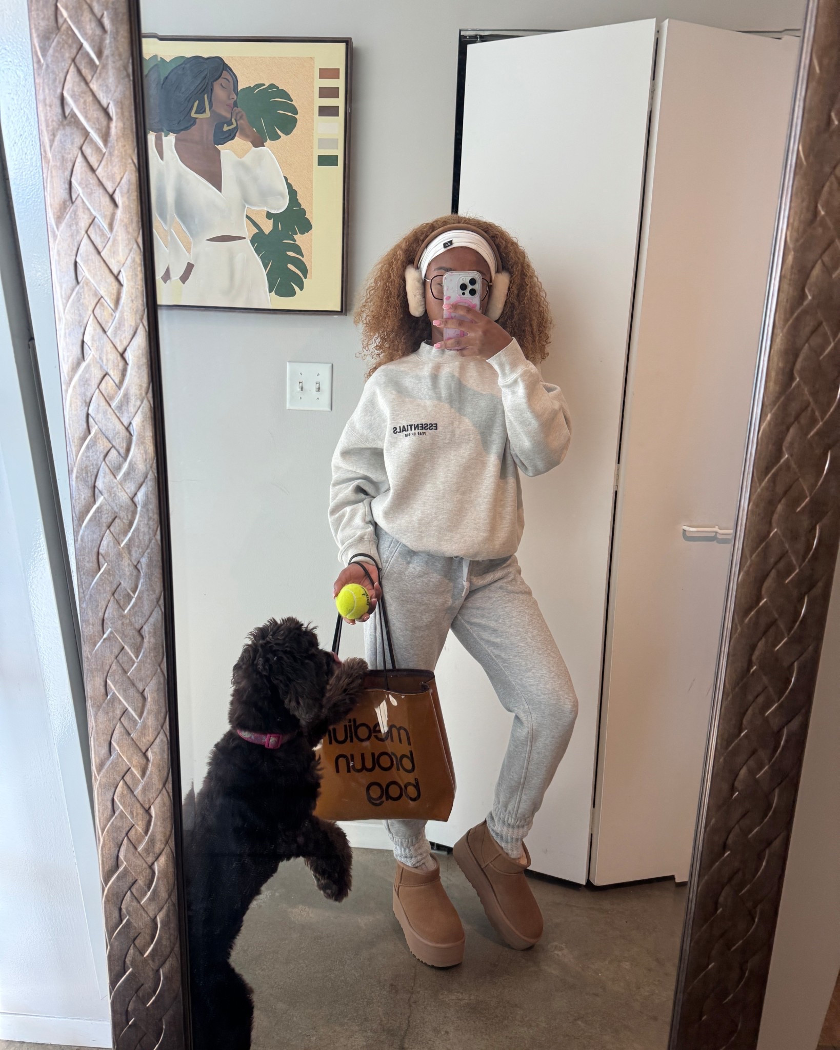 Ran some holiday shopping errands today & got a facial 🛍️🧖🏾‍♀️ !
I love all grey sweats with fuzzy boots in the winter time ❄️ 

#LTKHoliday #LTKdayinmylife #LTKselfcare