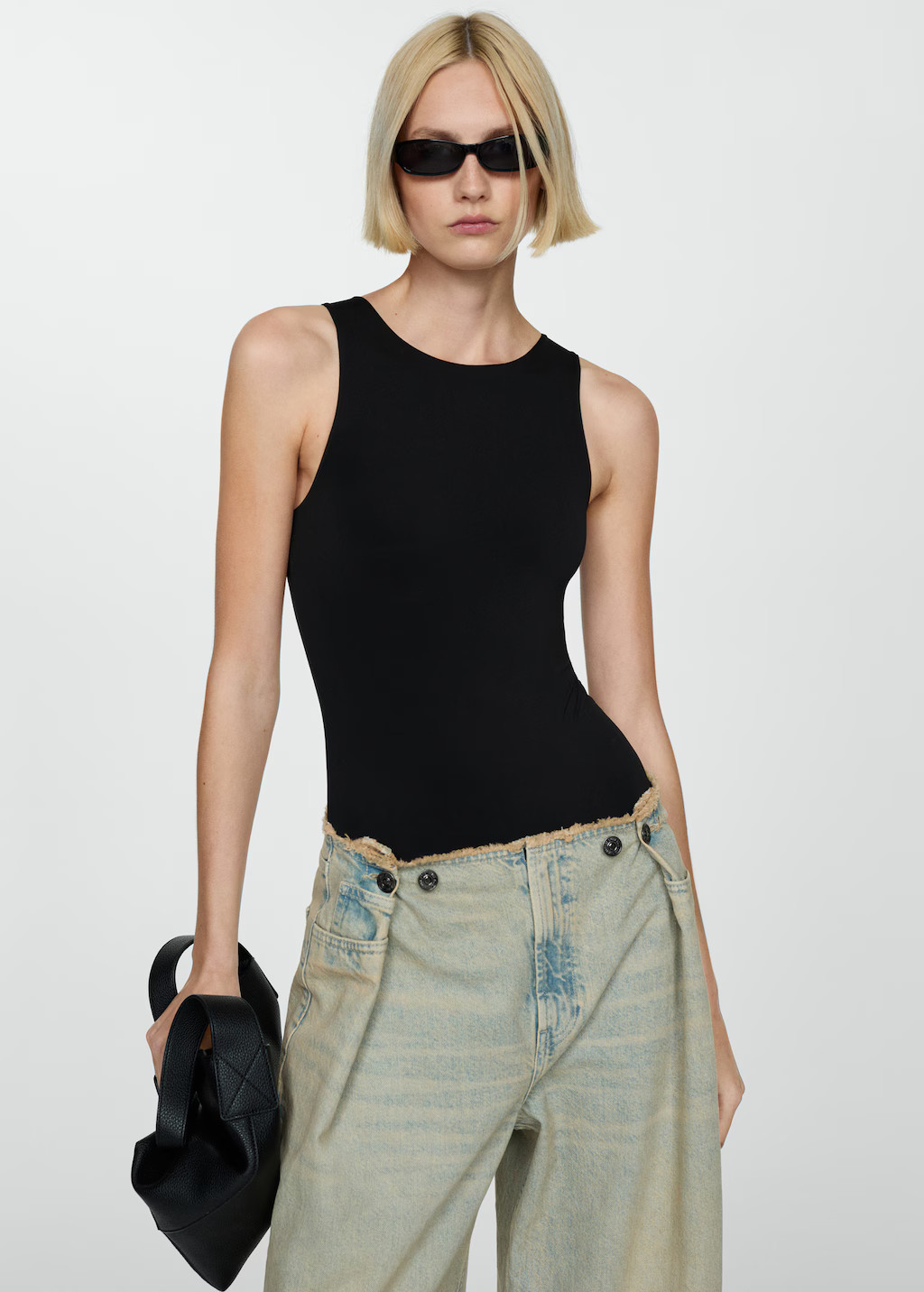 Sleeveless fitted bodysuit - Woman | MANGO USA | MANGO (US)