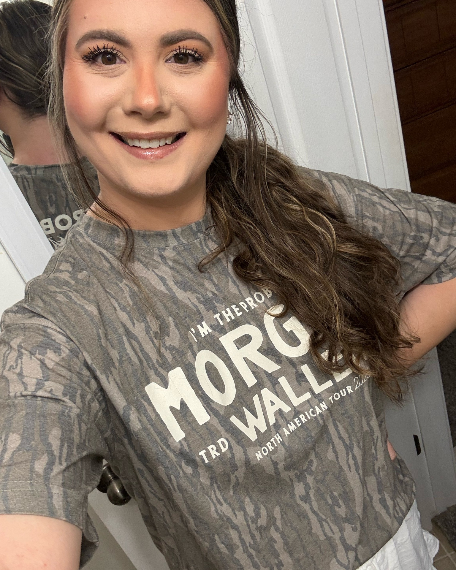 Matte makeup look that lasted the whole day & night for the concert 🤍🎶🎼 my tried and true products that don’t disappoint and are all from the drugstore! Very impressed with the Elf matte primer that held my makeup in place all night at an outdoor concert in the humidity ☀️

#LTKdayinmylife #LTKBeauty #LTKSeasonal
