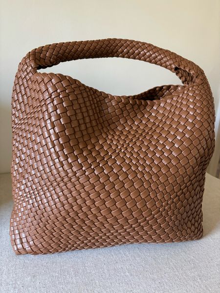 Tuckernuck taste- amazon budget. This tote looks high end and comes with a small pouch 

#LTKstyletip #LTKSeasonal