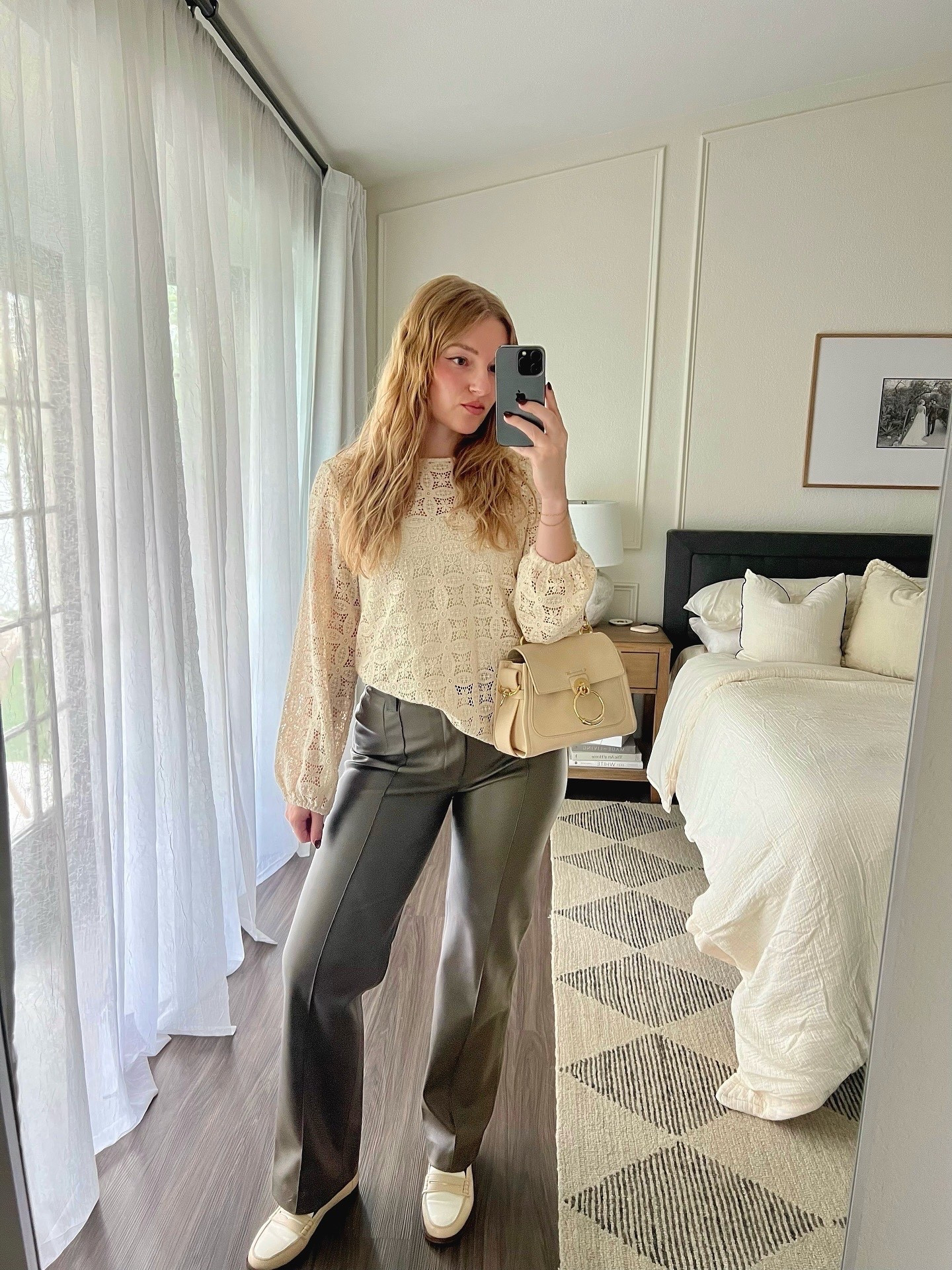 Broderie anglaise top