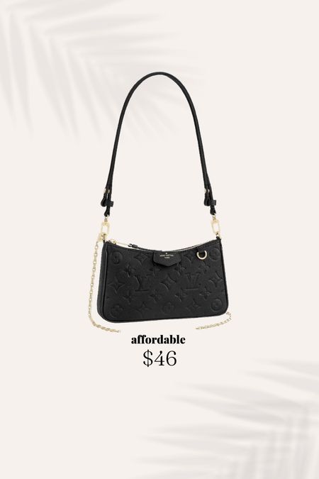 Lv easy pouch 1:1 #bagdupe #affordablebag #dupe #designerbagdupe #designerdupes 
.
.
.
Designer dupe bags. Luxury designer bag dupes Louis Vuitton Gucci Prada fendi balenciaga 

#LTKHolidaySale #LTKitbag #LTKfindsunder50