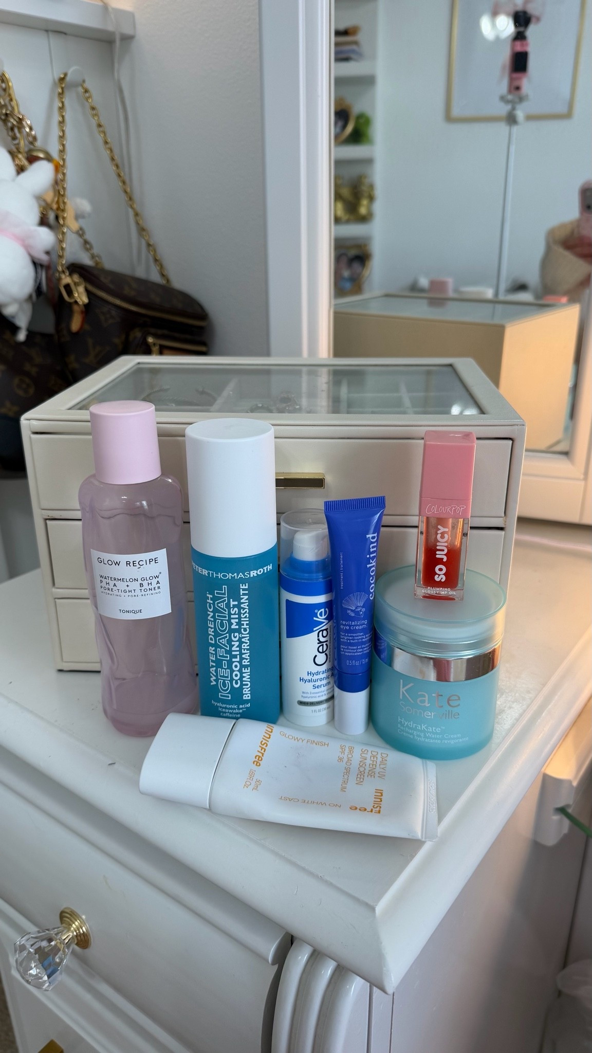Today’s skincare lineup🩷

#LTKgrwm #LTKselfcare #LTKBeauty