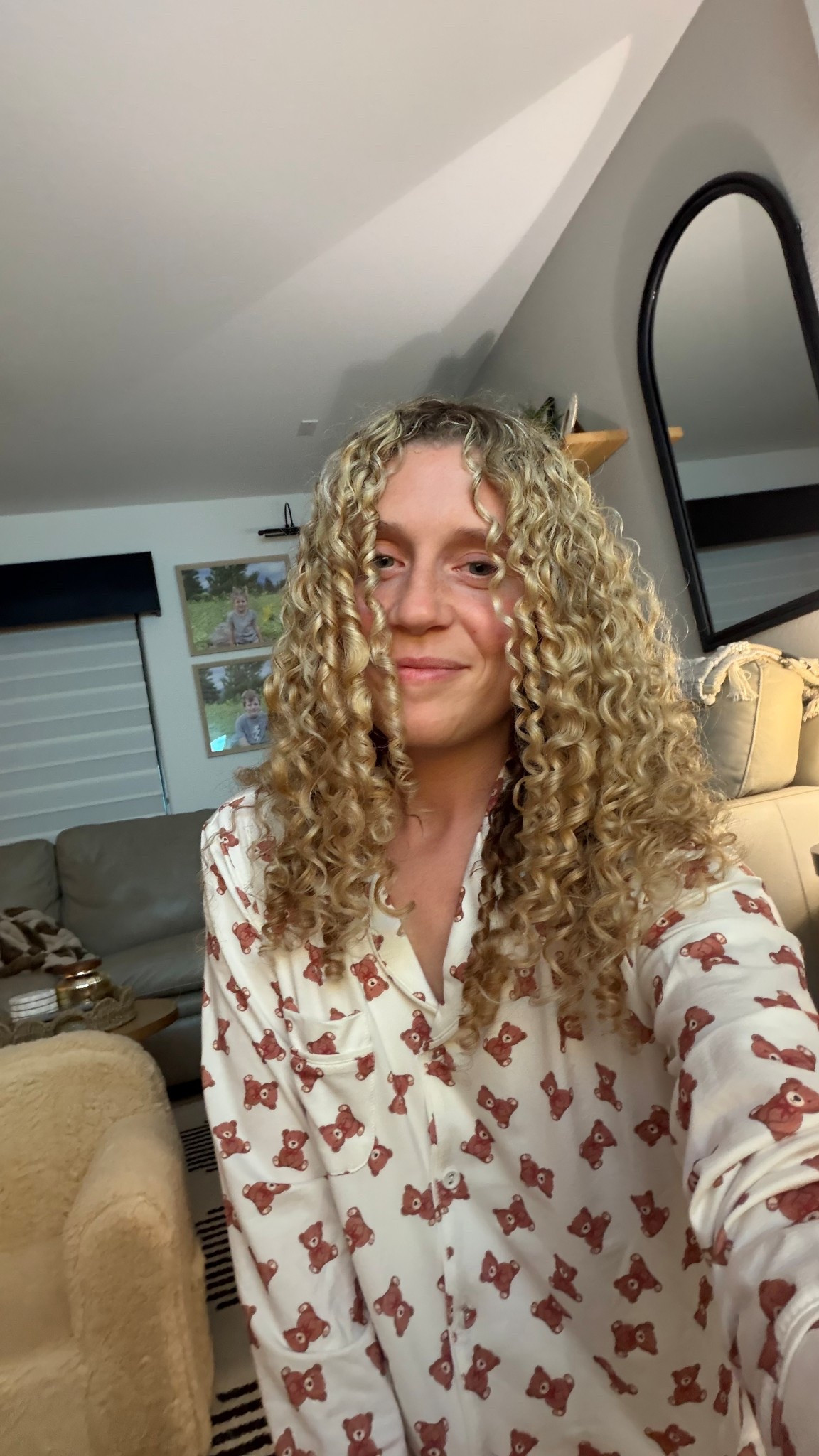 Curly hair routine !!!

#LTKmorningroutine #LTKselfcare #LTKgrwm