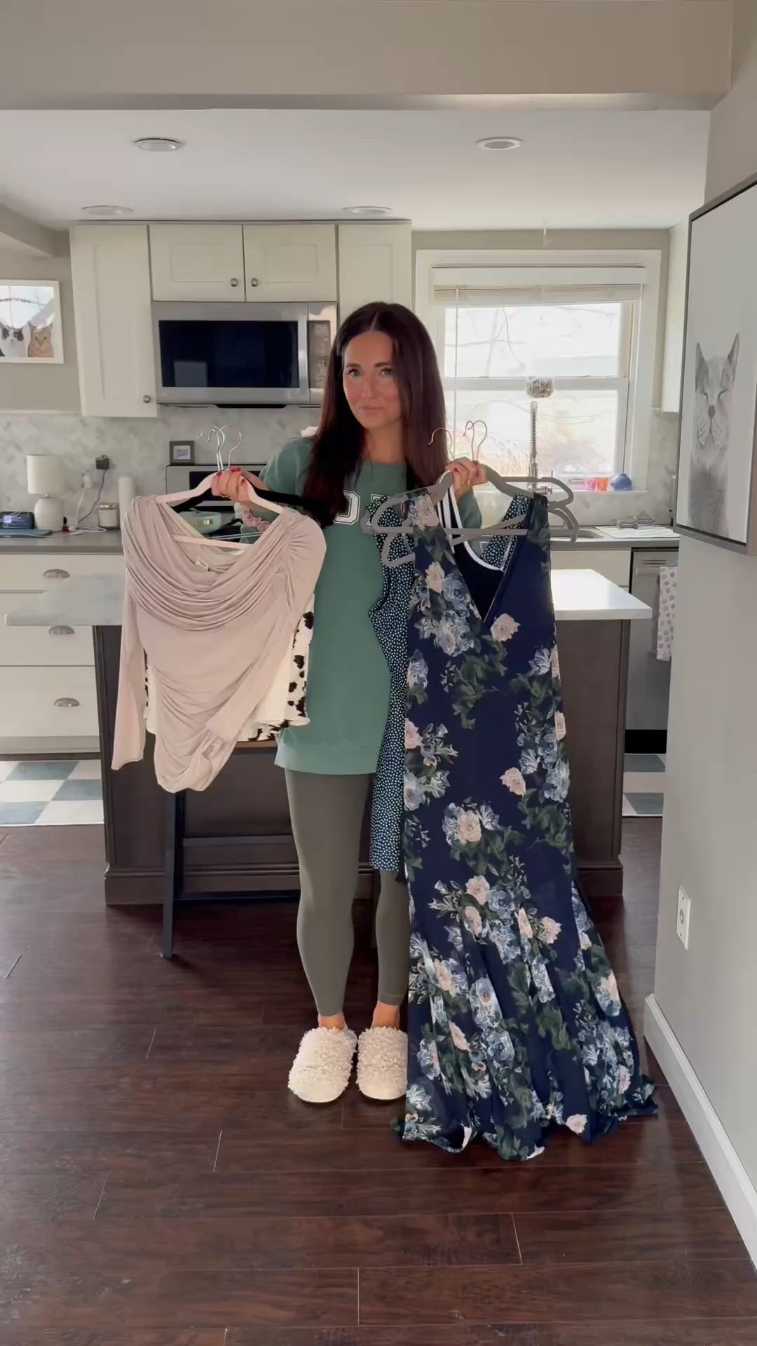 My latest Abercrombie haul is 25% off!!! I’m wearing size small in everything! 

#LTKSaleAlert #LTKFindsUnder100 #LTKWatchNow