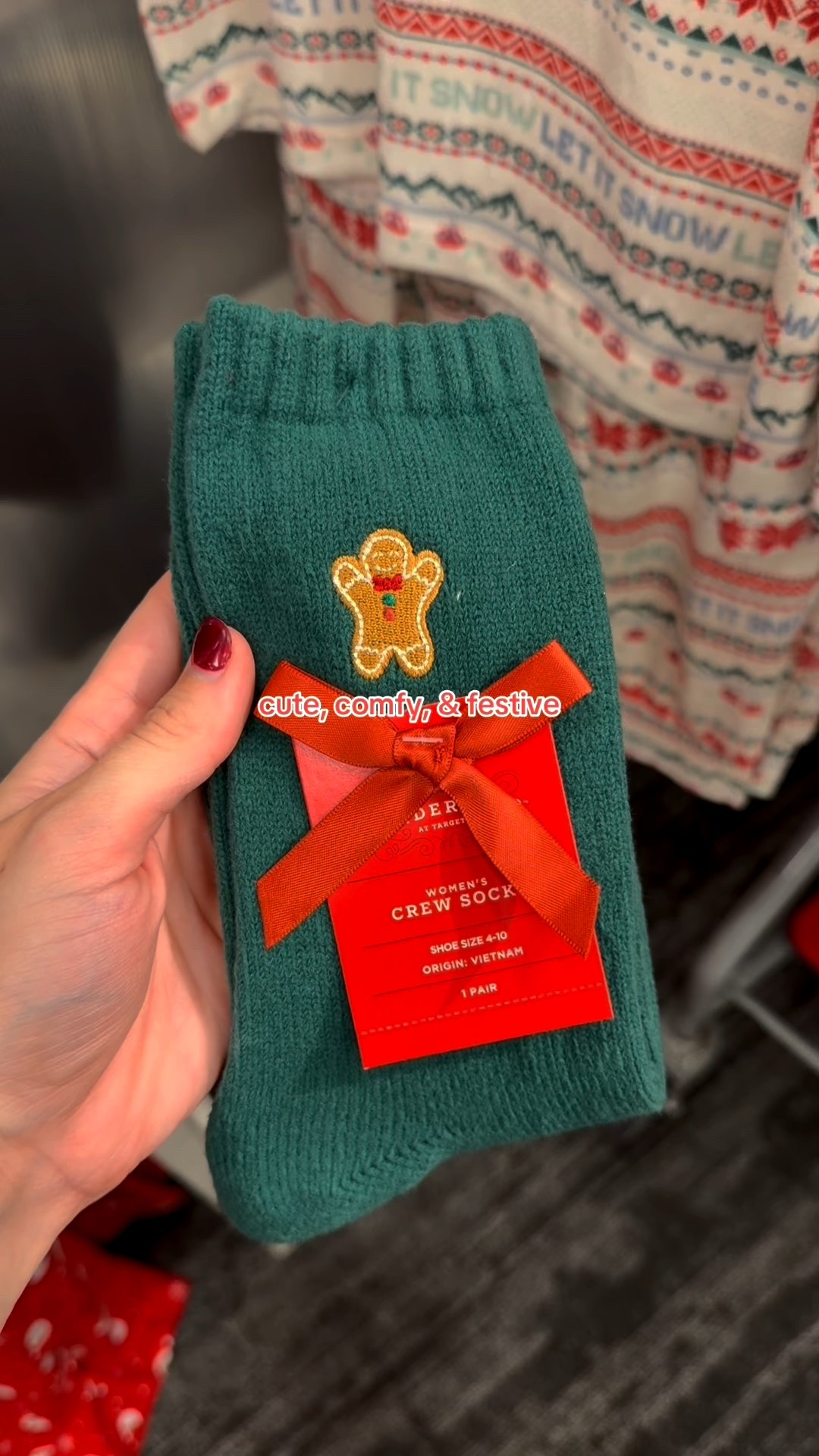 Cute, comfy, festive socks @ Target!!! 

#LTKootd #LTKHoliday #LTKSeasonal