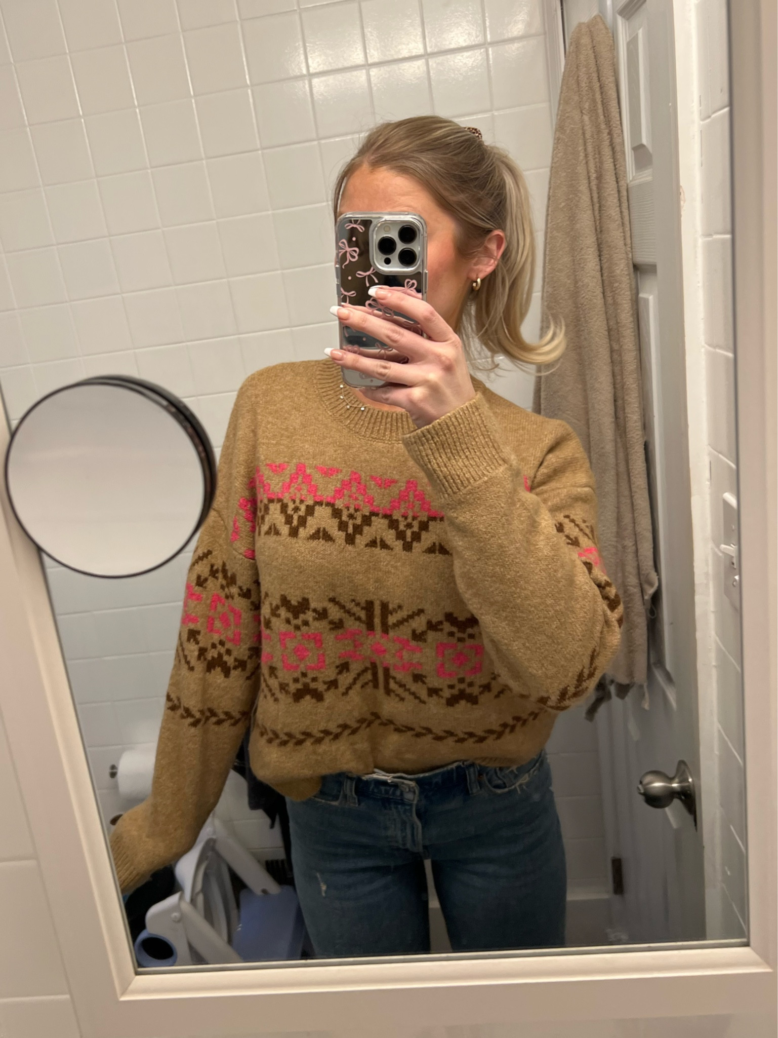 Love this sweater. 50% off!! Size small 

#LTKstyletip #LTKsalealert #LTKSeasonal