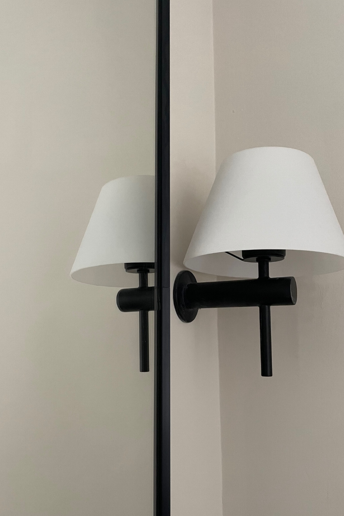 Monochrome decor, bathroom lighting, wall light, IKEA, Dusk Lighting, mirror, bathroom mirror, bathroom fixtures, modern bathroom 

#LTKhome