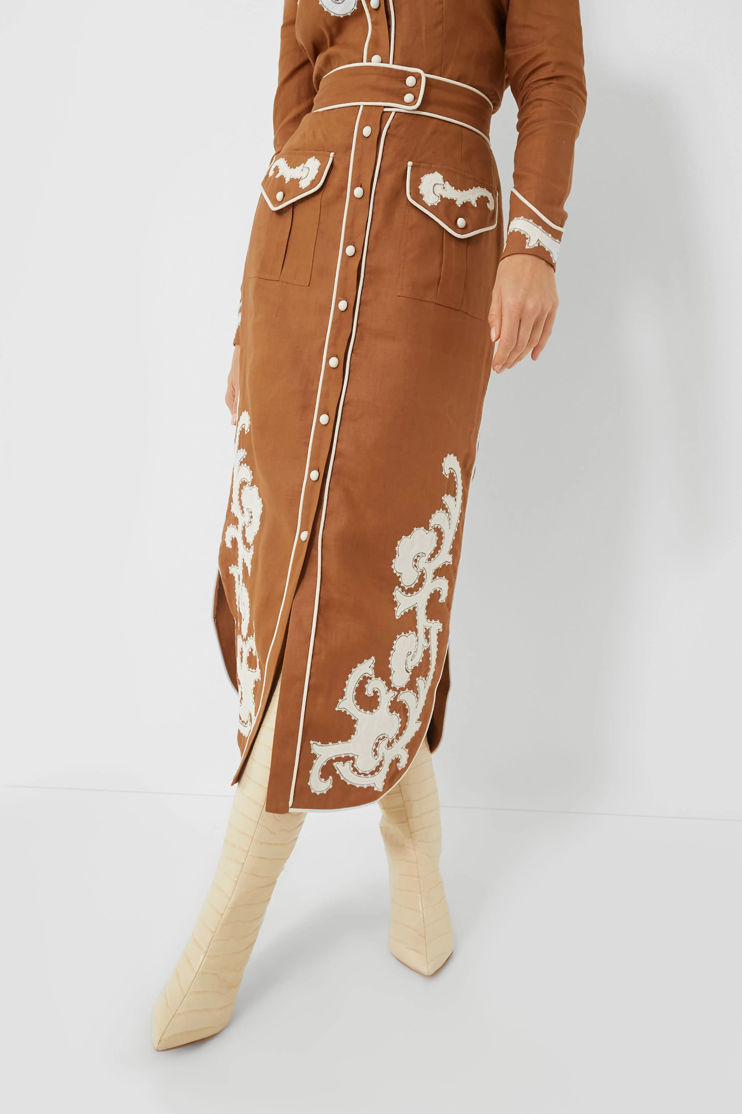 Tobacco Ruby Applique Skirt | Tuckernuck (US)