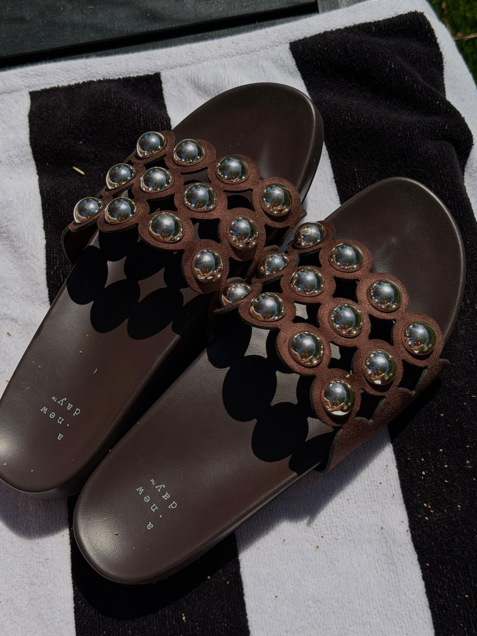 Cute studded target slides for $35!!!!💘

#LTKootd #LTKgrwm #LTKSeasonal