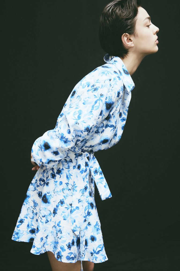 Tie-belt shirt dress - White/Blue floral - Ladies | H&M GB | H&M (UK, MY, IN, SG, PH, TW, HK)