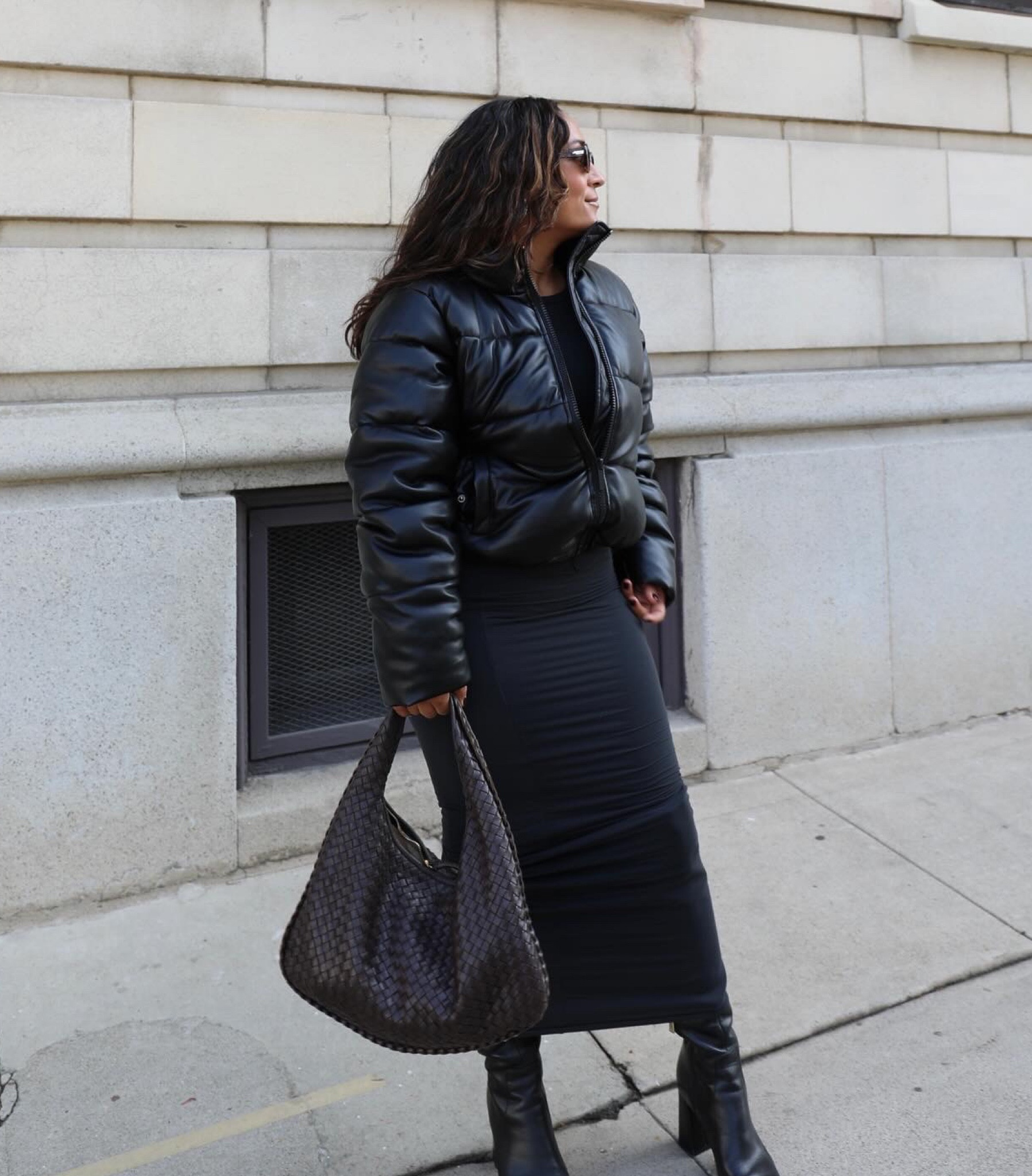 My favorite bag at the moment! A vintage Bottega Veneta Hobo bag. Shared a few more vintage and a couple great dupes!