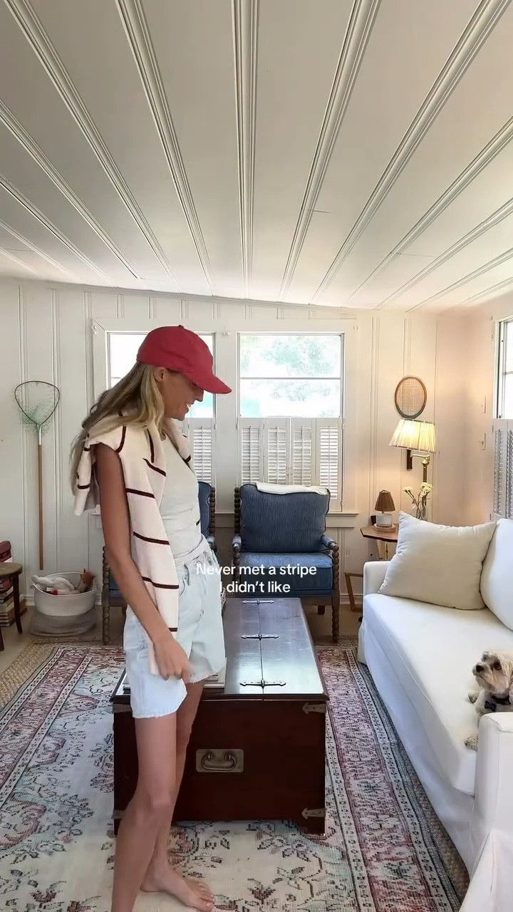 Never met a stripe I didn’t like ⚓️
@tommy
@Scout & Nimble 
@Wayfair

#LTKdayinmylife #LTKootd #LTKHome