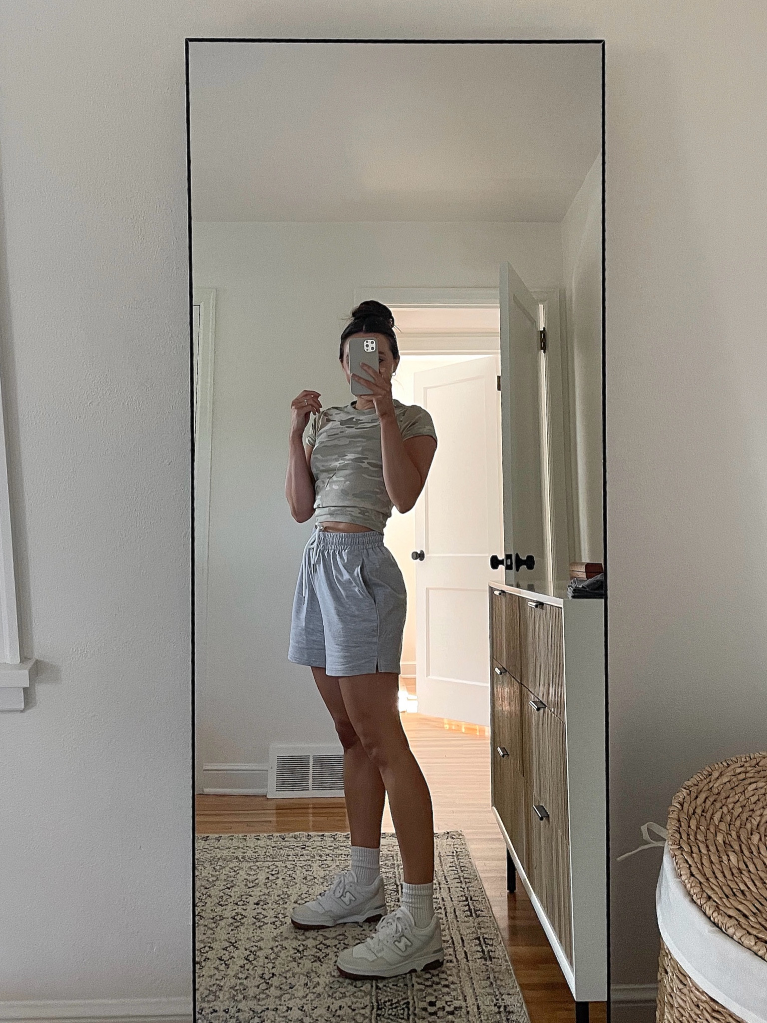 Tee/shorts size small
Sneakers run TTS 

#LTKFitness #LTKActive #LTKFindsUnder50