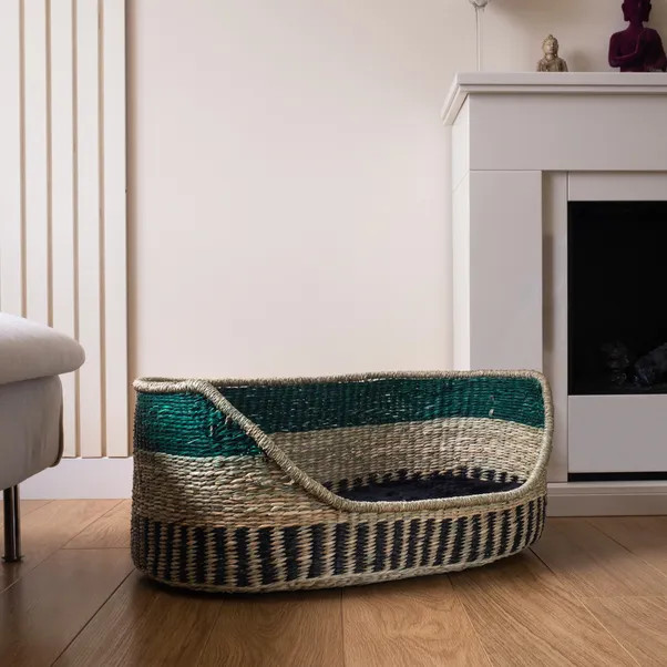 Green Trim Seagrass Pet Bed | Dunelm (migrated)