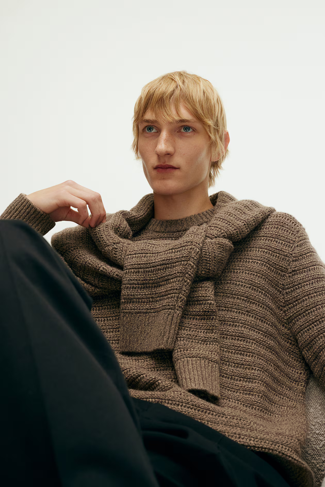 Regular Fit Wool-Blend Pointelle-Knit Sweater - Dark taupe melange - Men | H&M US | H&M (US + CA)