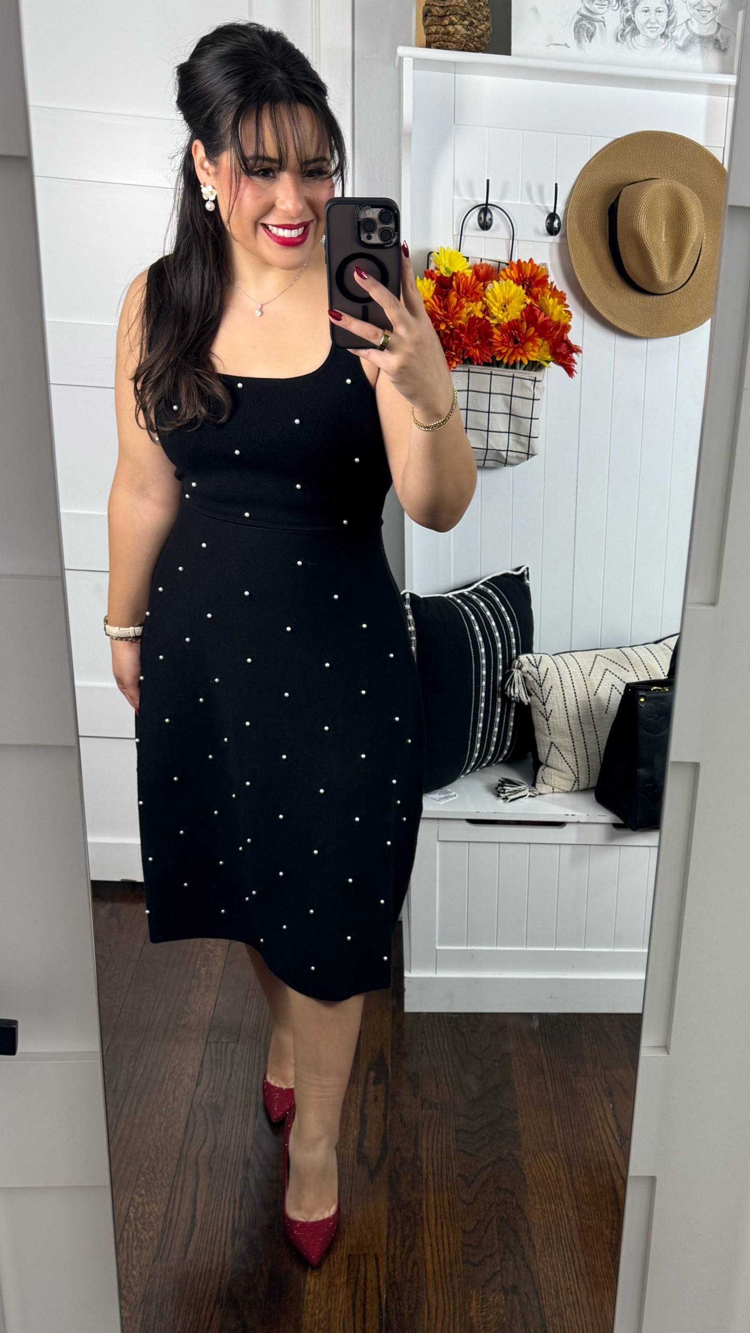 My new favorite Walmart dress ever ! The fabric is Amazing! I’m 5’2 and sized down to a small for reference! 

#LTKMidsize #LTKSaleAlert #LTKFindsUnder50