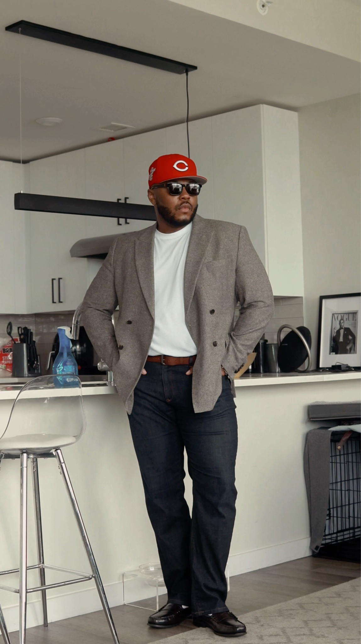 
Dressed for the job I’m manifesting.

Freddy and I caught Devil Wears Prada 2 and I figured I’d have a little fun with it. 

Red baseball cap as a nod to the movie. Light brown blazer. Dark wash denim. Brown loafers. White tee. Tried to give a fashion editor on a casual Friday.

I don’t know how they did it but the movie is just as good as the original. It reminded me that everything works out when you chase your dreams. 

Full look linked on my LTK.

What would you have worn? 👇🏾

#DevilWearsPrada2 #BlackMenStyle

#LTKootd #LTKMens