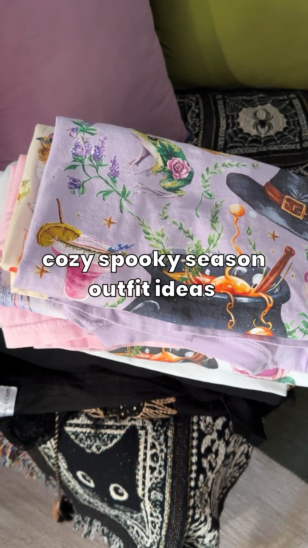 8 Spooky Season Inspired Outfit Ideas

Halloween outfits, Halloween shirts, Halloween sweatshirts, spooky season outfits, Halloween decor, Halloween 

#LTKFindsUnder100 #LTKSeasonal #LTKHalloween