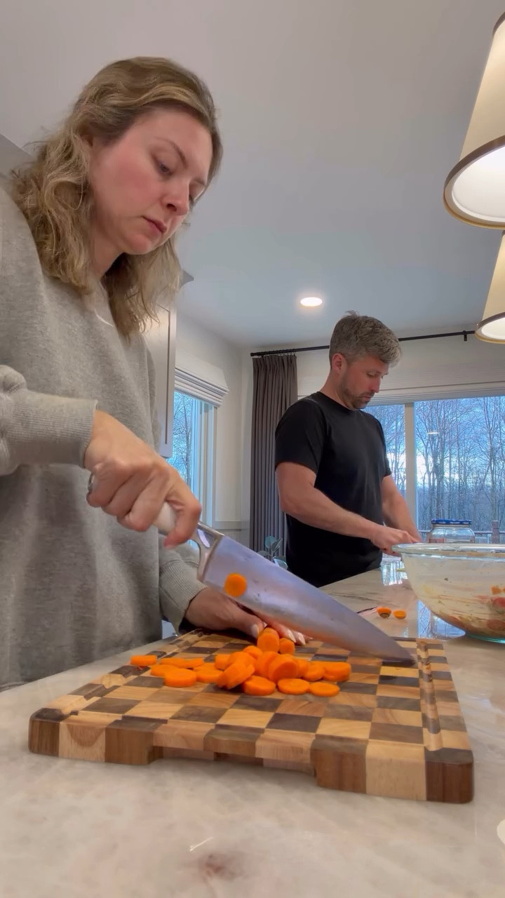 Dinner prep and real life mom moments….linked my FAVE non toxic cutting board that also doubles as a great decor piece when not in use! 

#LTKdayinmylife #LTKHome #LTKmomlife