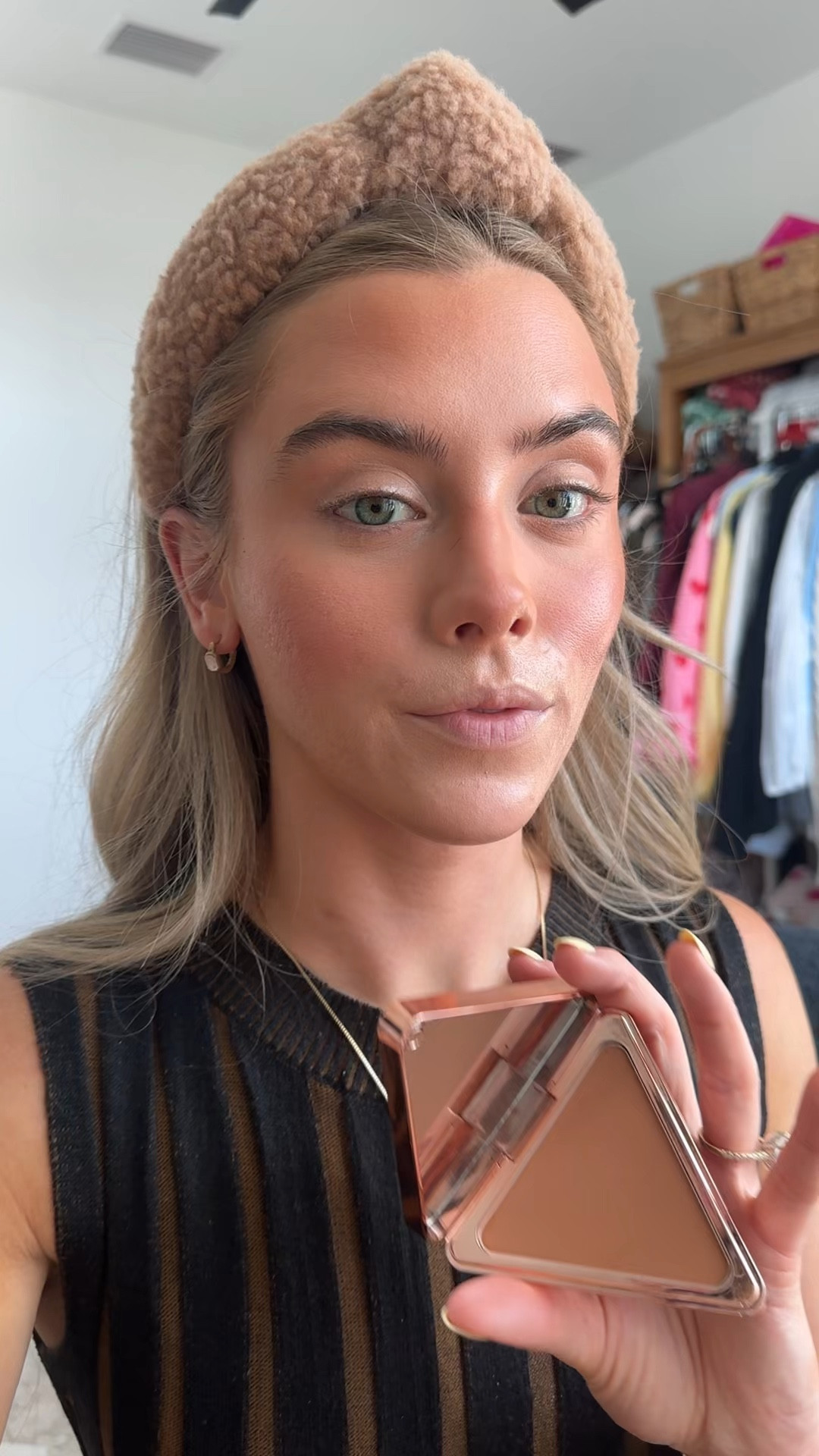 LYS matte powder bronzer shade horizon medium. What it is: A clean, talc-free, buildable matte bronzer that sculpts, defines, and livens up the complexion with a silky-smooth formula @Sephora

#LTKgrwm #LTKBeauty #LTKselfcare